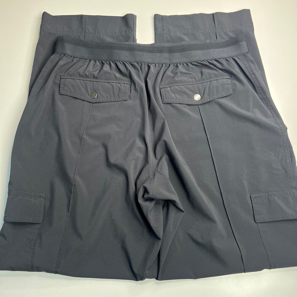 Athleta Women's Cargo Pull-on Black Athletic Pants Straight Let Casual Size 16 - Picture 9 of 9